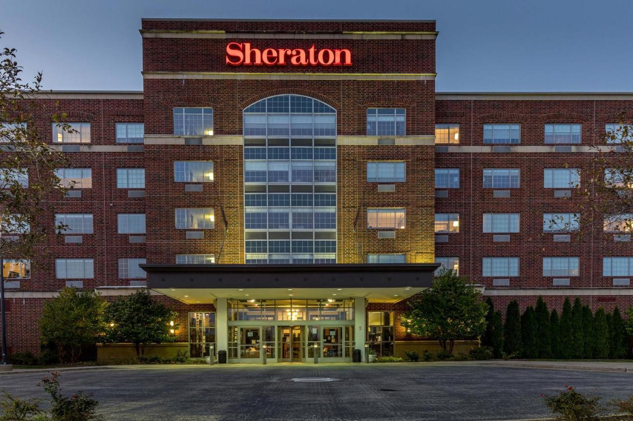 Sheraton Chicago Northbrook Exterior photo